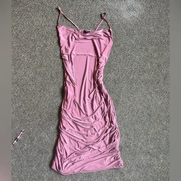 Boohoo Two Piece Pink Dress Set - Picture 3 of 4